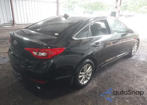 2015 Hyundai Sonata Se z USA, uszkodzony, nr VIN 5NPE24AF3FH233165